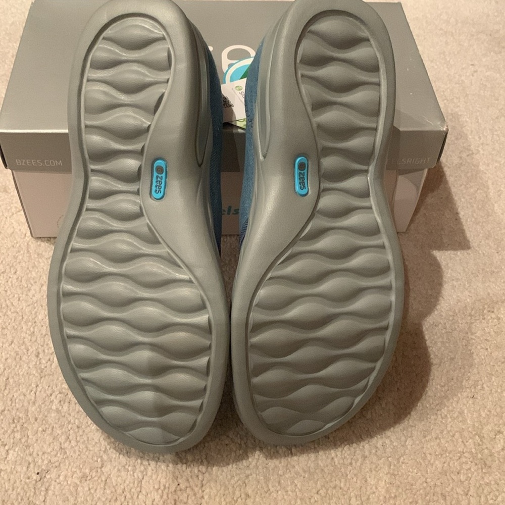 Bree’s shoes - Picture 7 of 8